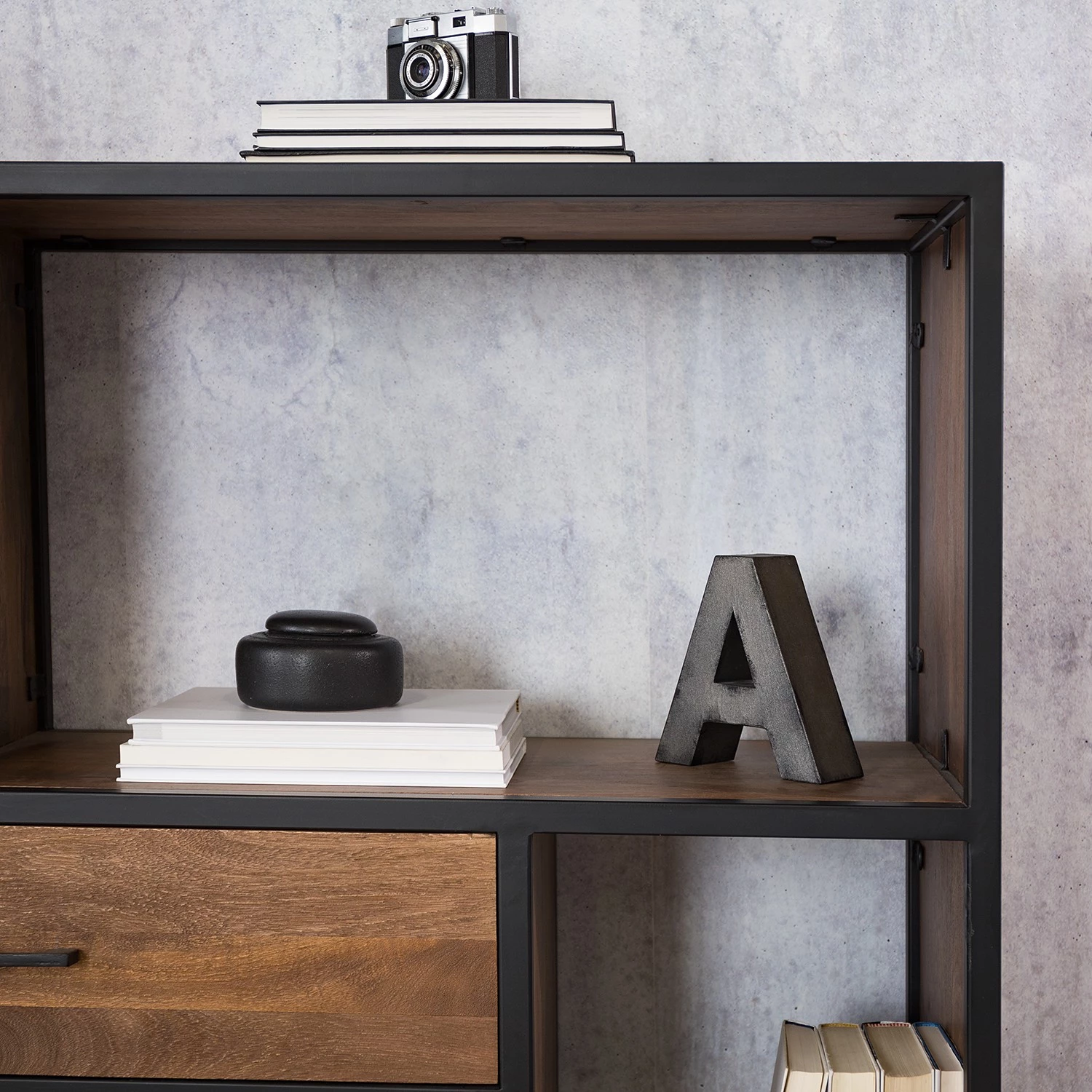 Ars manufacti Étagère Moboki - Manguier massif / Métal - Manguier foncé / Noir – Image 13