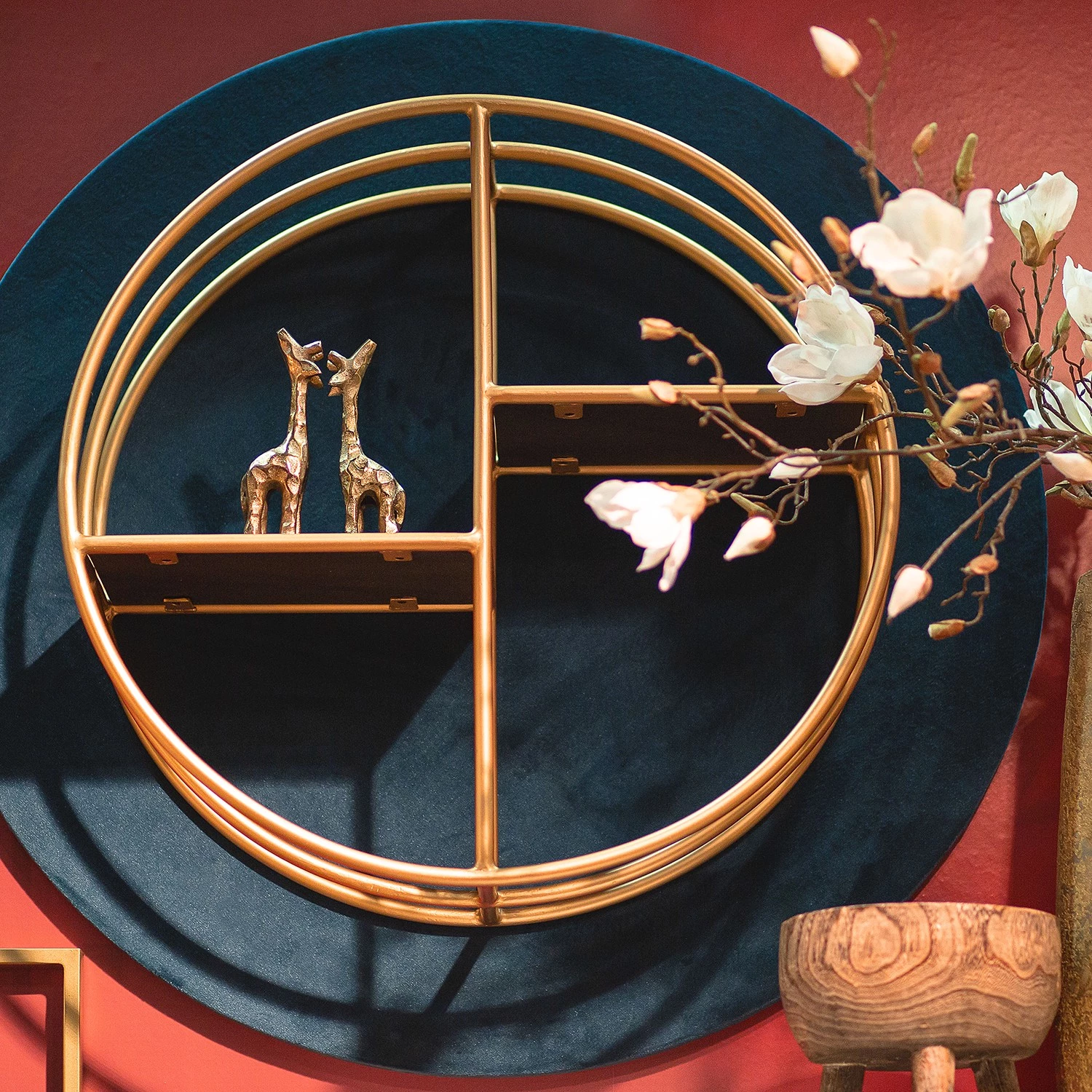 Red Living Étagère murale Oissel II - Acacia massif / Métal - Acacia noir / Doré - Diamètre : 70 cm – Image 2