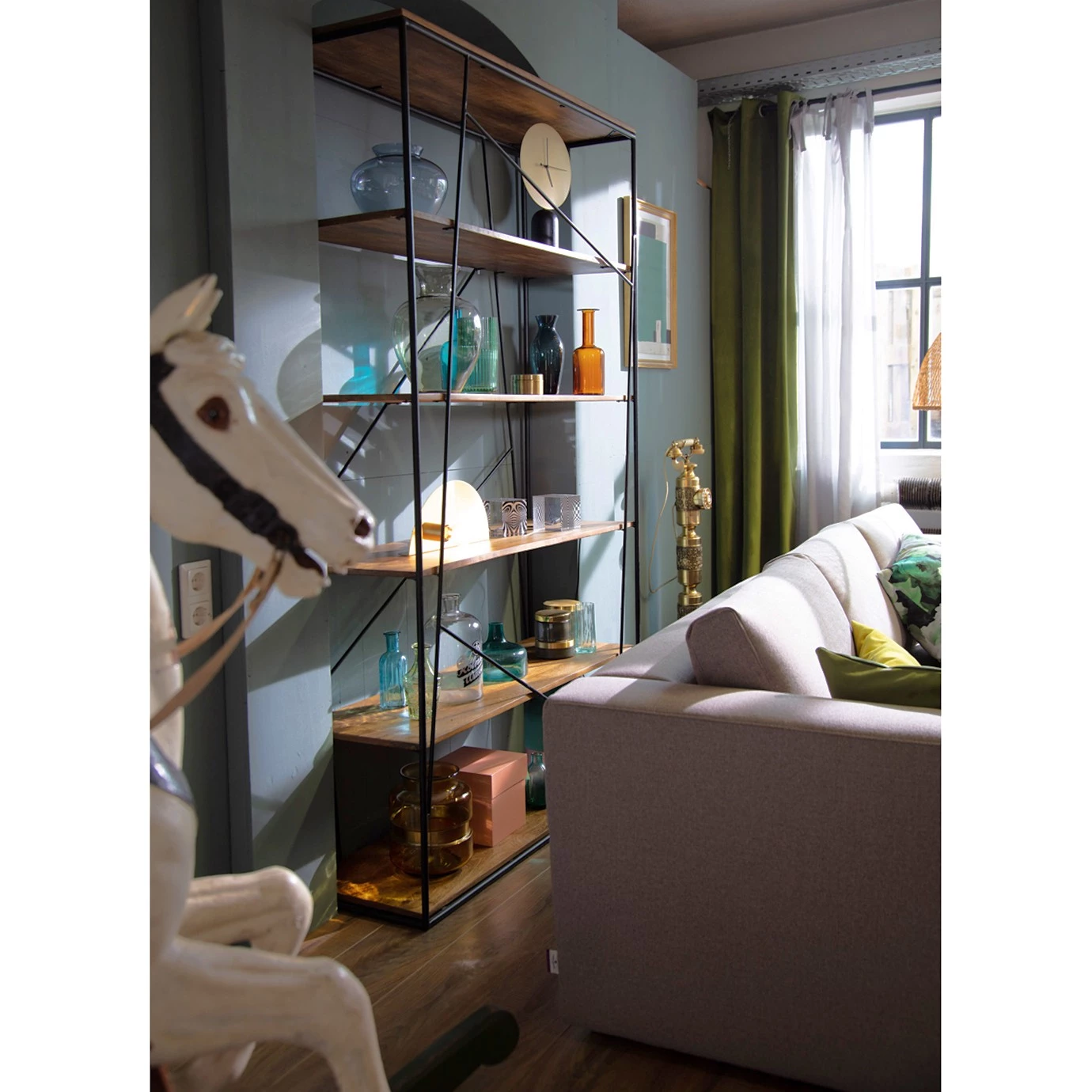 Tom Tailor Étagère Piketon II - Manguier massif / Aluminium - Manguier / Noir – Image 2