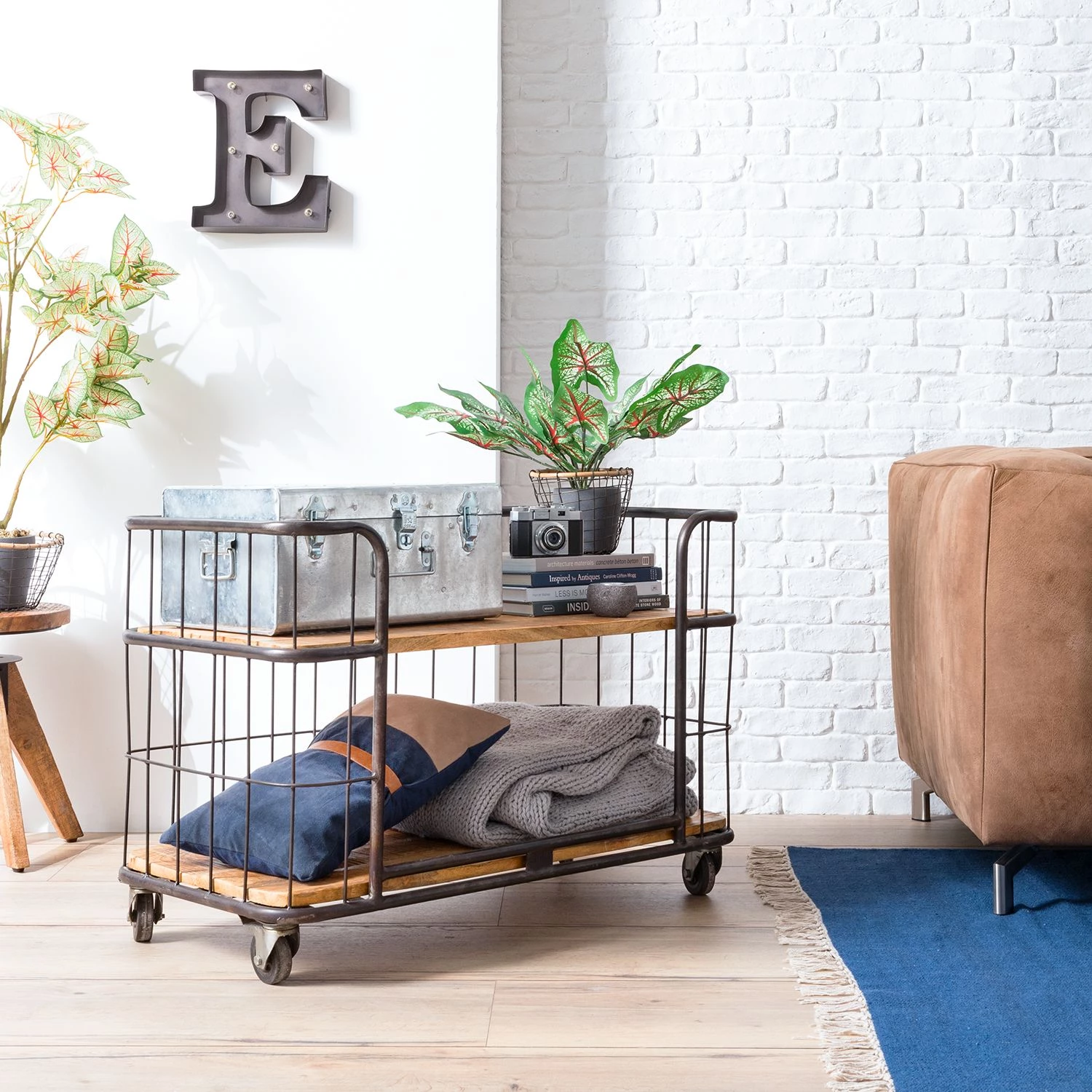 Ars manufacti Étagère Namber II - Manguier massif / Métal - Manguier / Noir – Image 2